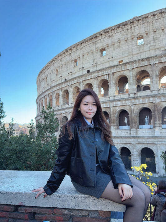 Semi Crop Leather Jacket 🧥(2 colours)