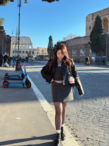 Semi Crop Leather Jacket 🧥(2 colours)