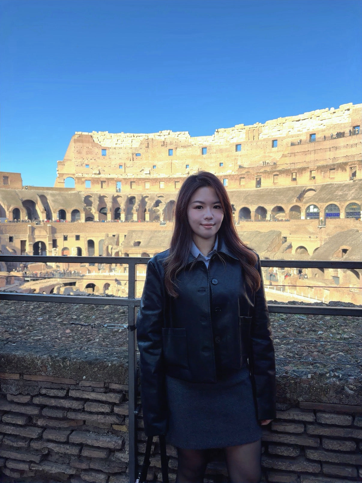 Semi Crop Leather Jacket 🧥(2 colours)