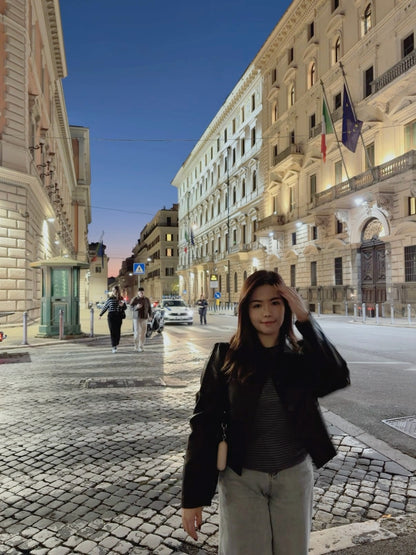 Semi Crop Leather Jacket 🧥(2 colours)