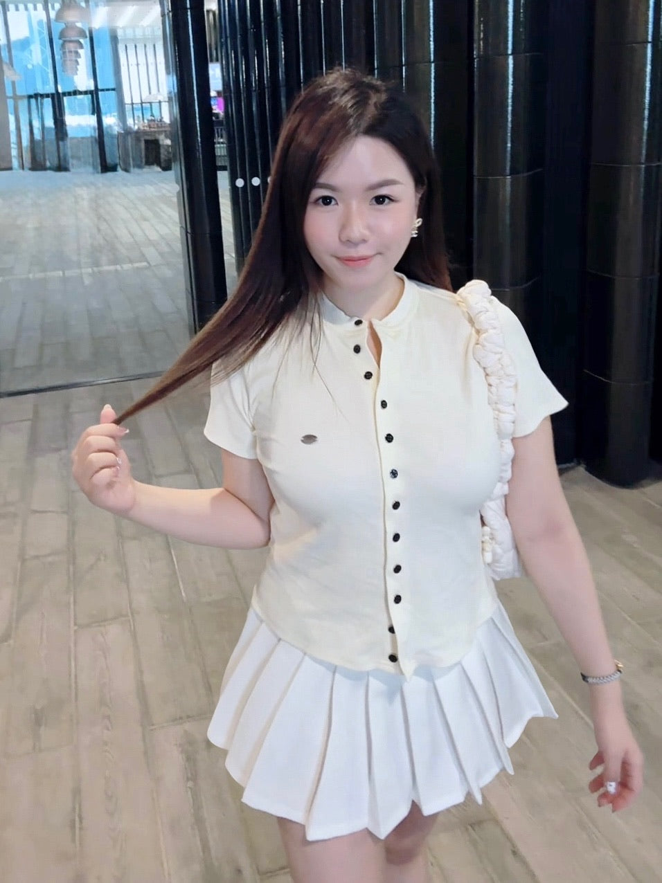 【𝒪𝓊𝓇 𝒮𝓊𝓂𝓂ℯ𝓇 ☀︎校園風柔軟短袖top/ 2色】