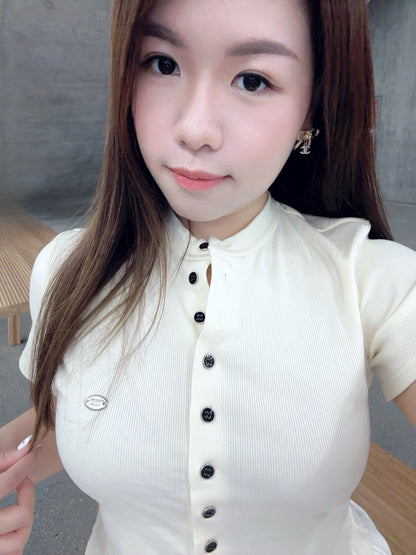 【𝒪𝓊𝓇 𝒮𝓊𝓂𝓂ℯ𝓇 ☀︎校園風柔軟短袖top/ 2色】