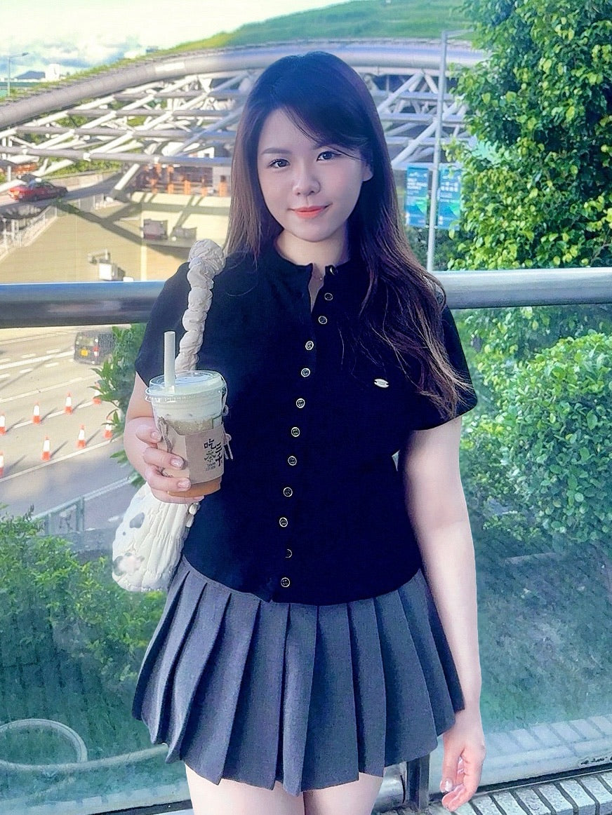 【𝒪𝓊𝓇 𝒮𝓊𝓂𝓂ℯ𝓇 ☀︎校園風柔軟短袖top/ 2色】