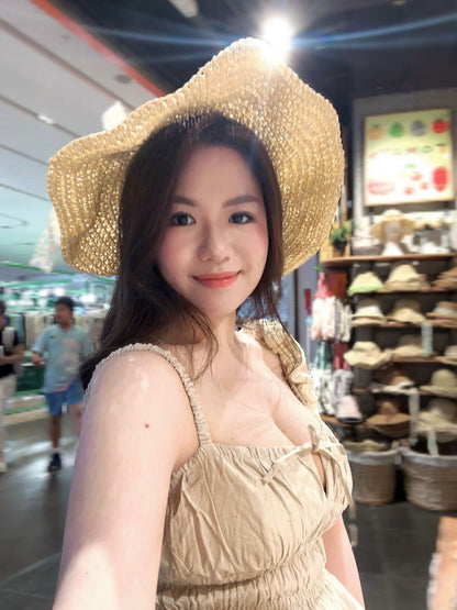 【𝒪𝓊𝓇 𝒮𝓊𝓂𝓂ℯ𝓇 ☀︎夏日輕吻吊帶背心/ 三色】